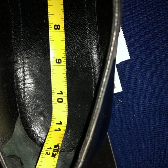 Louis Vuitton Men's Black Shoes - Picture 15 of 15